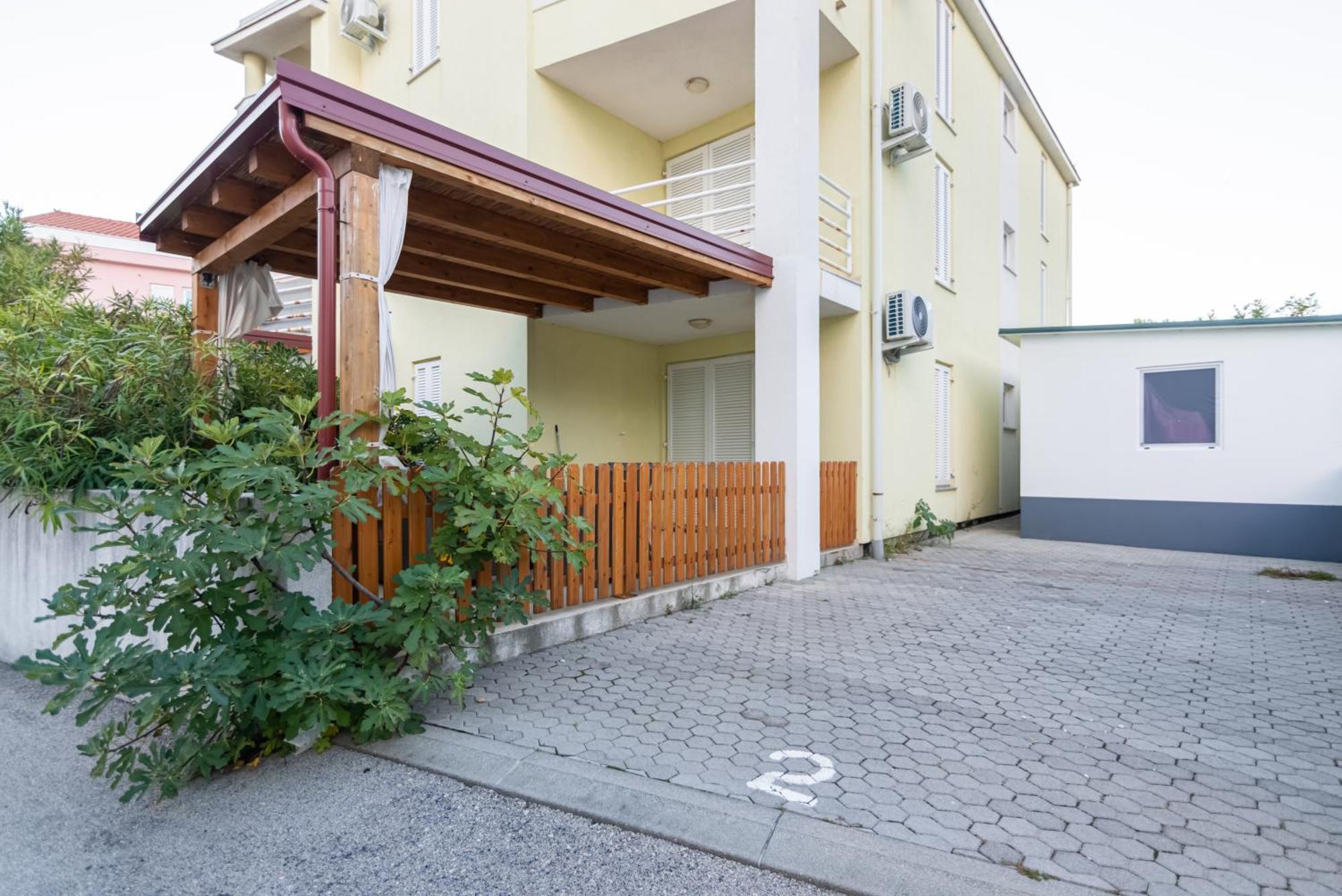 Apartment Olivella With Terrace Baska (Krk)