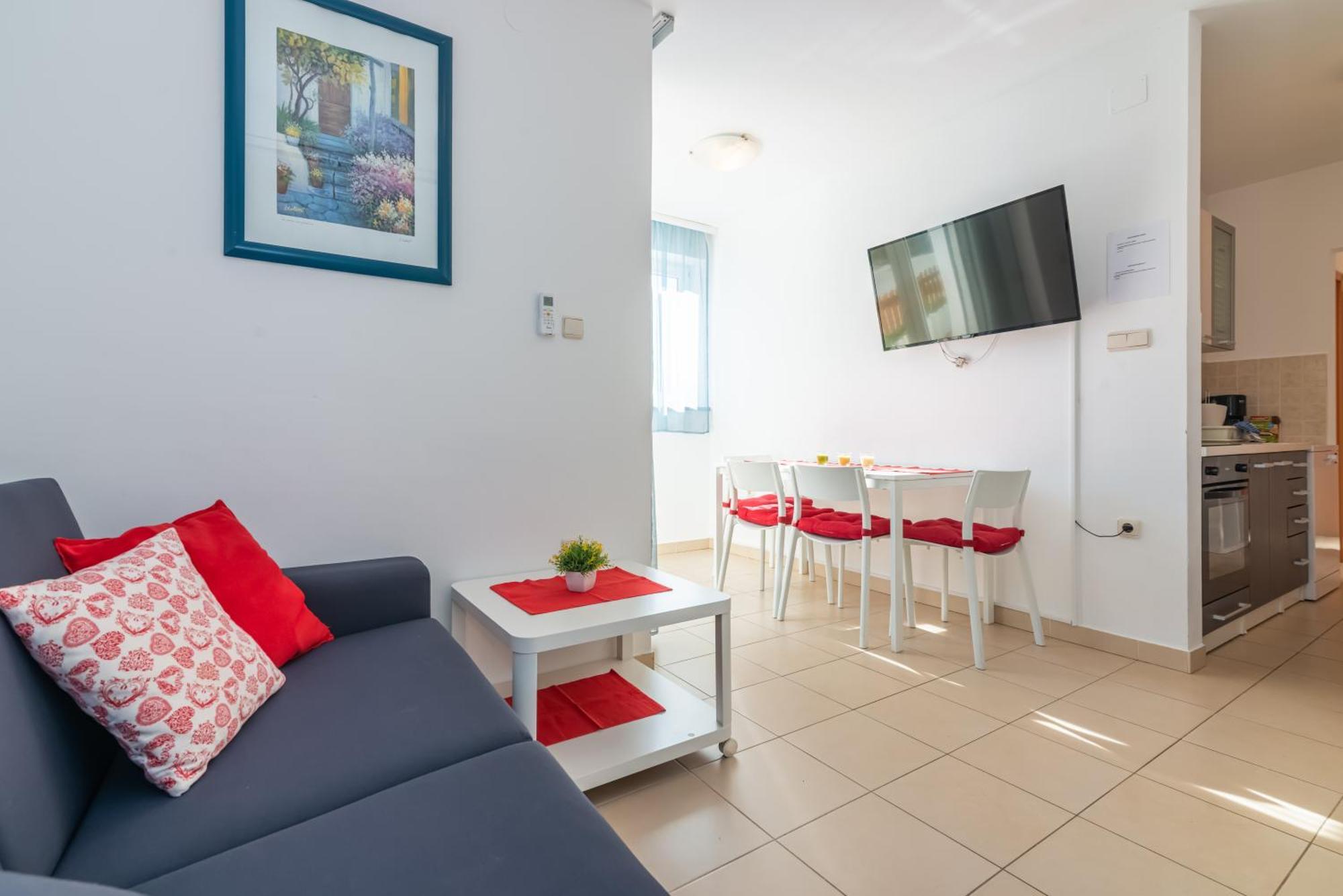 Apartment Olivella With Terrace *